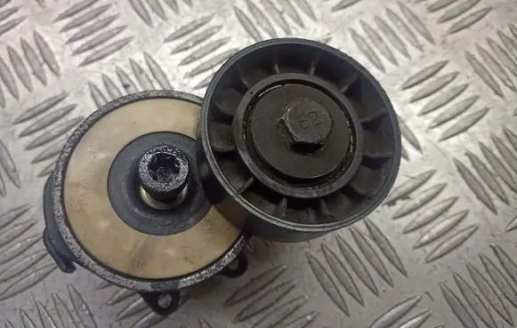 Opel Vectra C Alternator belt tensioner pulley TF058F