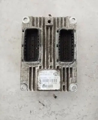Opel Astra H Engine control unit/module 51784956