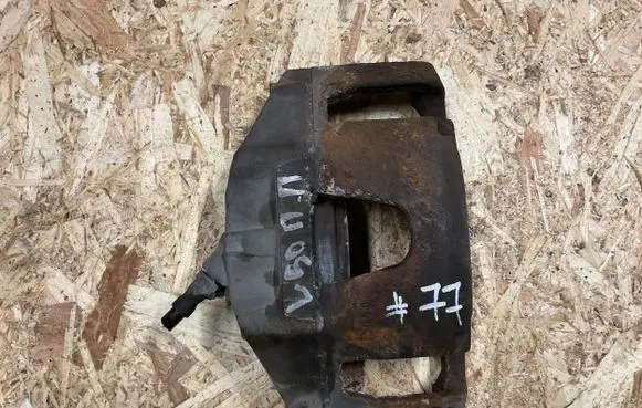 Volvo V50 Front brake caliper