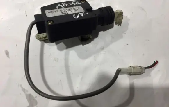 Mazda 626 Central locking motor ga8a62330a 3g14