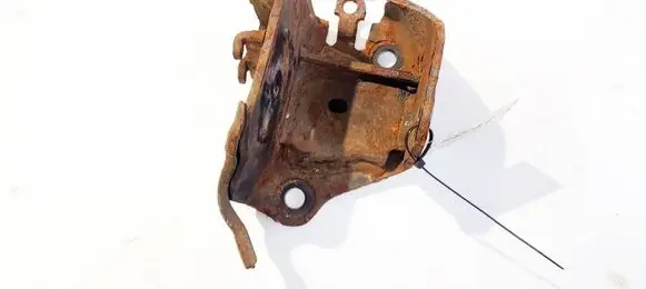 Nissan Note (E11) Bracket in trunk/boot 
