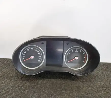 Mercedes-Benz C W205 Speedometer (instrument cluster)