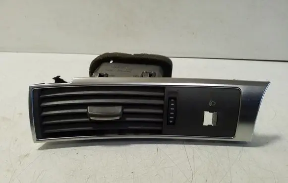 Audi A6 S6 C6 4F Dashboard side air vent grill/cover trim 4F1820901B