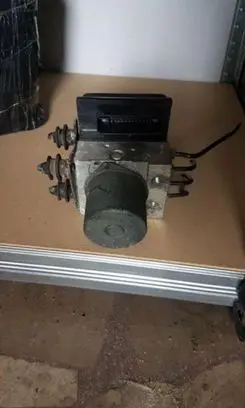 Audi A4 S4 B8 8K ABS Pump 8K0907379AE