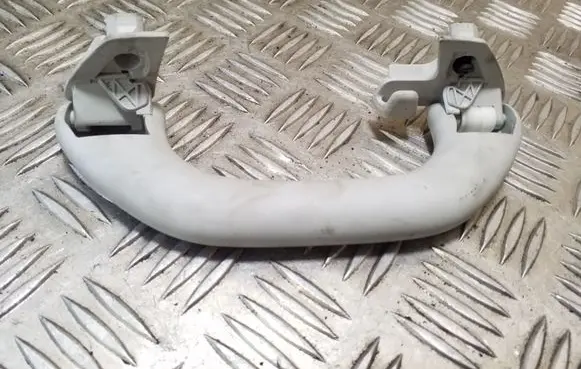 Volkswagen Golf V Rear interior roof grab handle