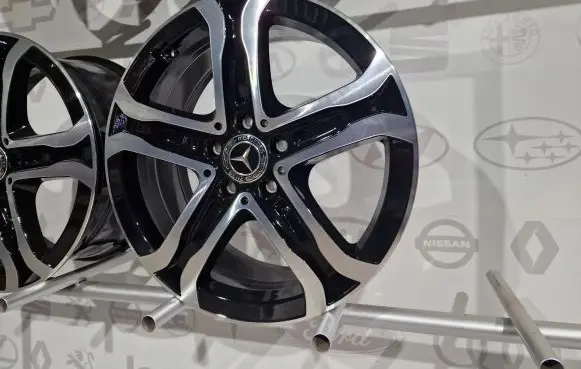 Mercedes-Benz EQB R18 alloy rim 