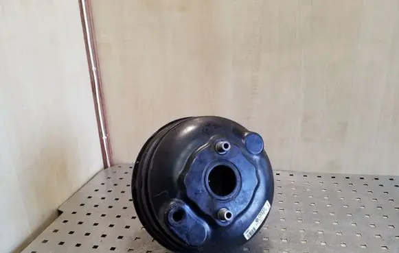 Volkswagen Phaeton Brake booster 3D2612105B