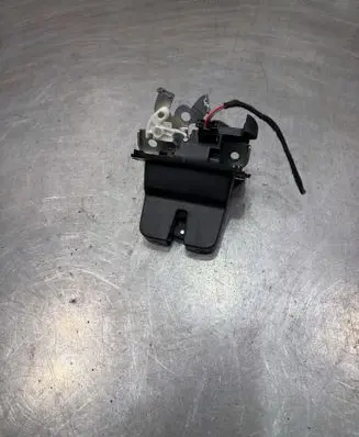 Skoda Rapid (NH) Tailgate/trunk/boot lock/catch/latch 5E0827505 020357310713
