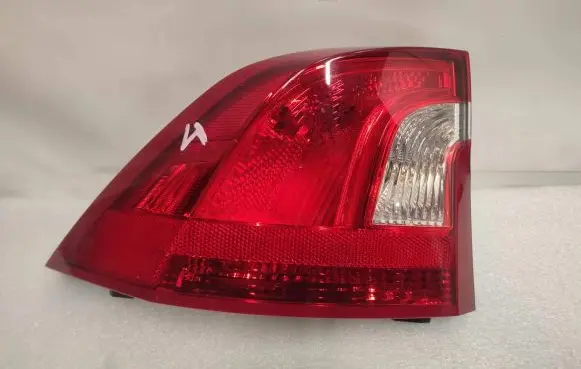 Volvo S60 Rear/tail lights