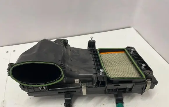 Mercedes-Benz GLE W167 Air filter box A6540902501