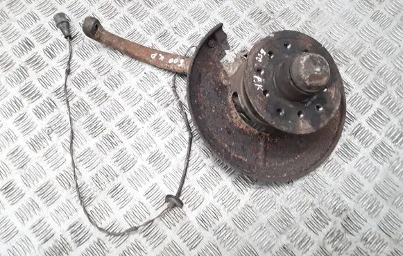 Mercedes-Benz W123 Front wheel hub spindle knuckle