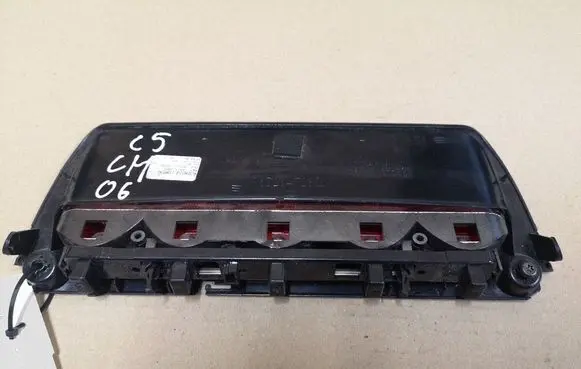 Citroen C5 Third/center stoplight 9632647280