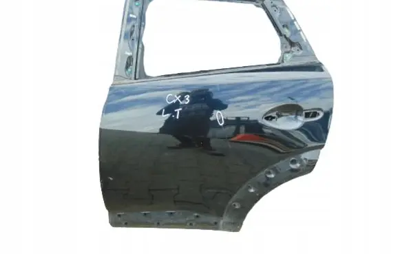 Mazda CX-3 Rear door