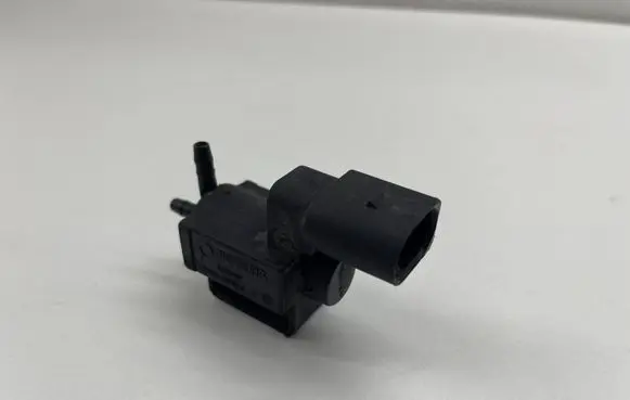 Audi A6 S6 C6 4F Turbo solenoid valve 037906283C