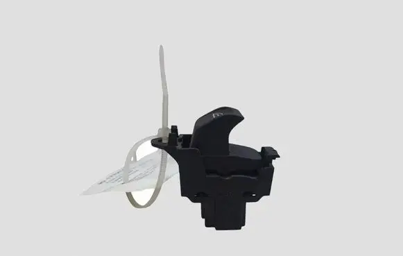 Volvo V70 Electric window control switch 30773273 90363081200042