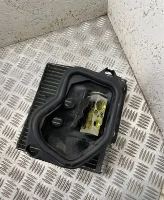 Air conditioning (A/C) radiator (interior)