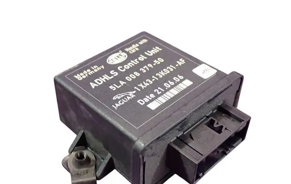 Jaguar X-Type Xenon control unit/module 