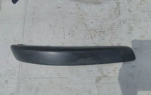 Volkswagen Golf V Front bumper corner part panel trim 1K0807718 1502380