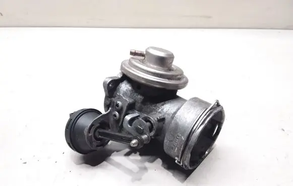 Volkswagen Caddy EGR valve 03G129637