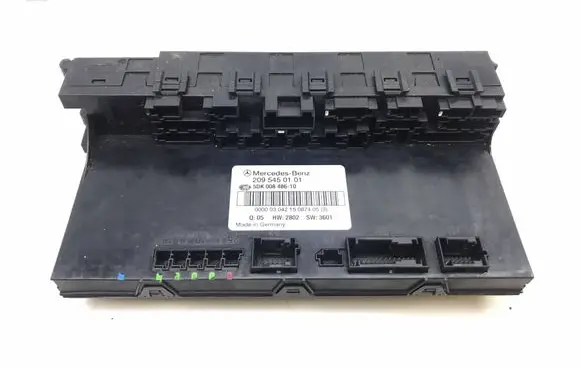 Mercedes-Benz C W203 Fuse module 2095450101 K3548