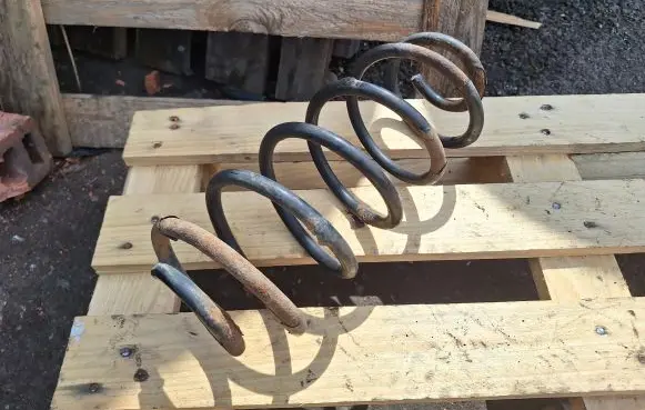 Toyota Yaris Rear coil spring