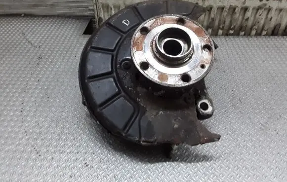 Volkswagen PASSAT B6 Front wheel hub spindle knuckle