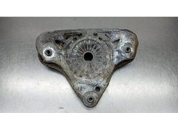 Audi A4 S4 B6 8E 8H Shock absorber/damper mounting bracket 8E0412383