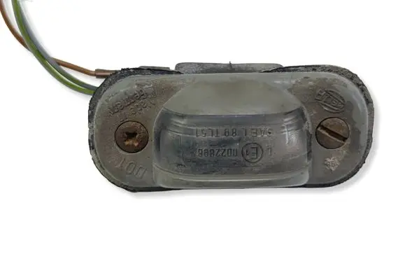 Audi A6 S6 C4 4A Number plate light 0022898