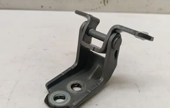 Nissan Qashqai J12 Front door upper hinge 