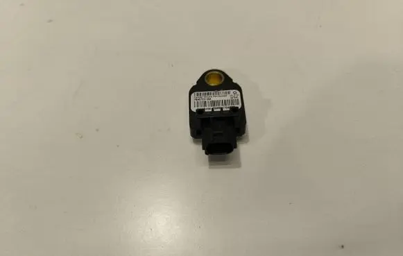 Jeep Compass Airbag deployment crash/impact sensor P04672311AA 39754C TB4ME171644920