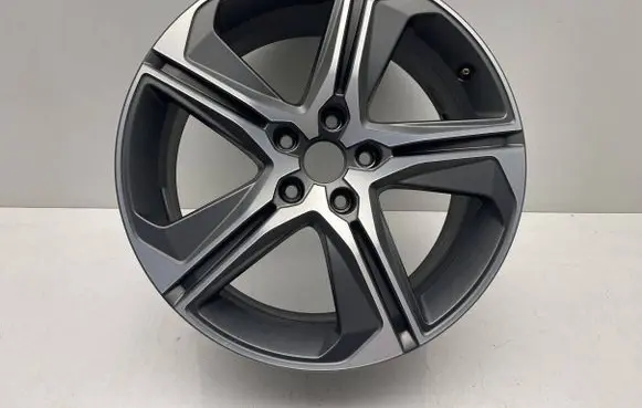 Seat Leon (5F) R18 alloy rim 5FA601025Q