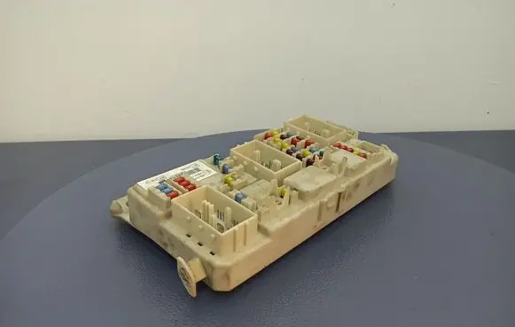 Ford C-MAX I Fuse box set 7M5T14A073CC