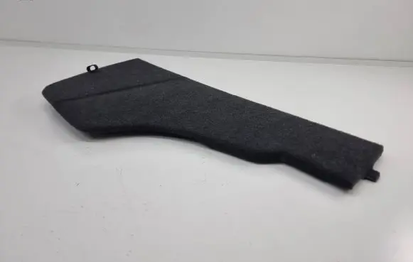Trunk/boot floor carpet liner