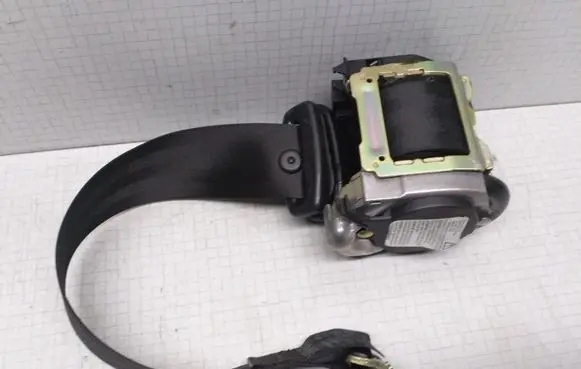 Audi A3 S3 8L Front seatbelt 8L4857806A