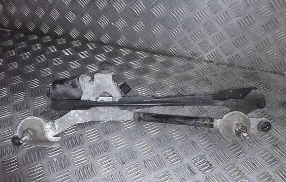 Hyundai i40 Front wiper linkage 981003z900