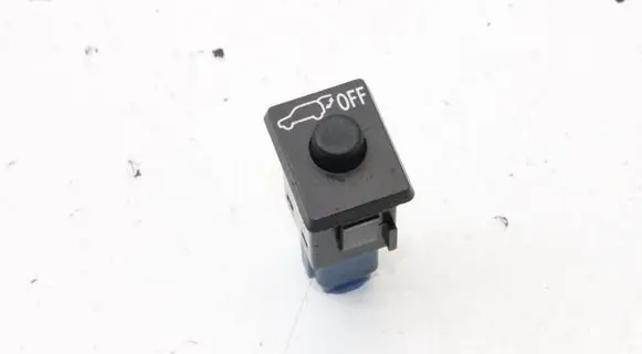 Lexus RX 330 - 350 - 400H Tailgate/boot open switch button 15A257