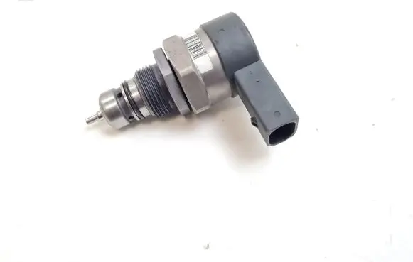 Fuel pressure sensor
