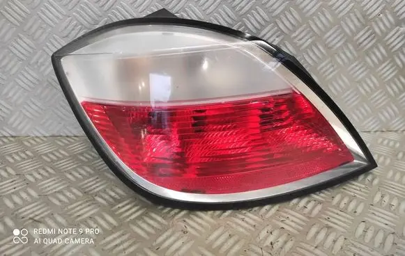 Opel Astra H Rear/tail lights 24451835 00865301