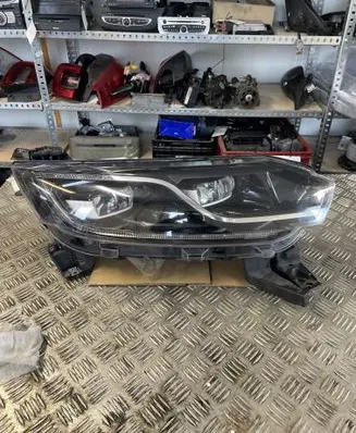 Renault Espace - Grand espace V Headlight/headlamp 260104119R