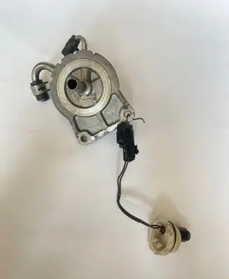 Mitsubishi L200 Fuel filter housing 