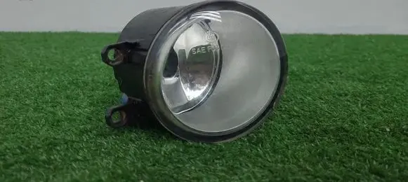 Toyota Avensis T250 Front fog light 812100D042