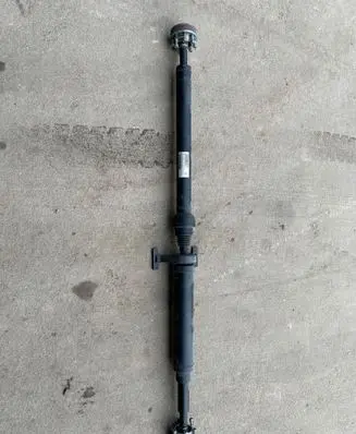 Dodge Challenger Rear driveshaft/prop shaft 68272626AC