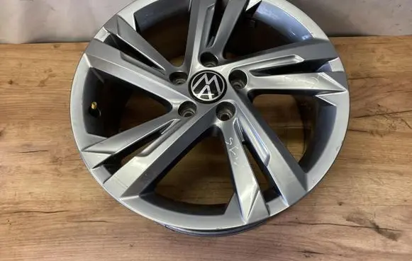 Volkswagen Golf VIII R17 alloy rim 5H0601025AF