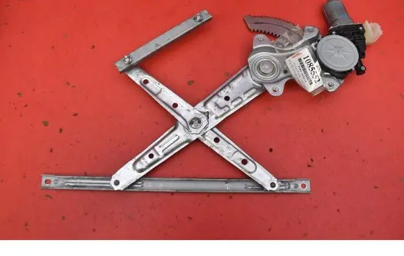 Nissan X-Trail T32 Rear door window regulator with motor 827311BA0A