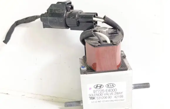 Hyundai Ioniq Air conditioning (A/C) expansion valve 97725E4000