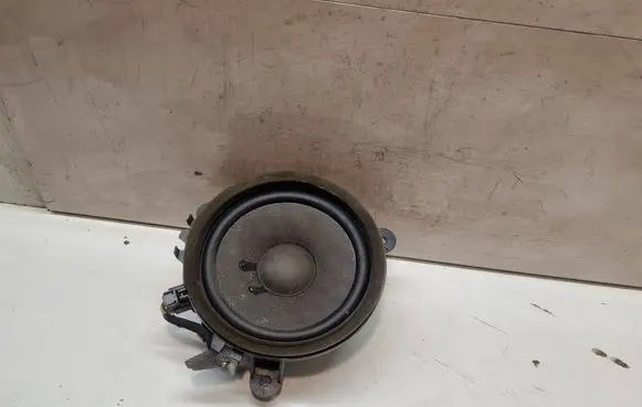 Volvo C30 Front door speaker 30657445 M5XUG