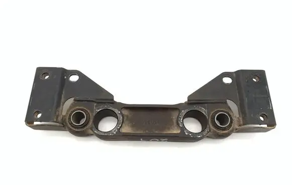 Jaguar XK8 - XKR Rear differential/diff mount bracket CAC9034F