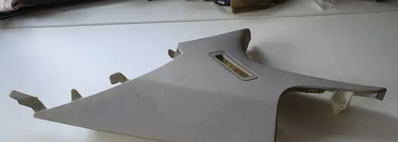 Mercedes-Benz C W204 Tailgate/trunk side cover trim 