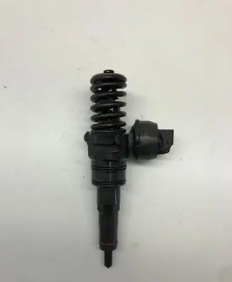 Volkswagen PASSAT B6 Fuel injector 038130073BQ 0414720312
