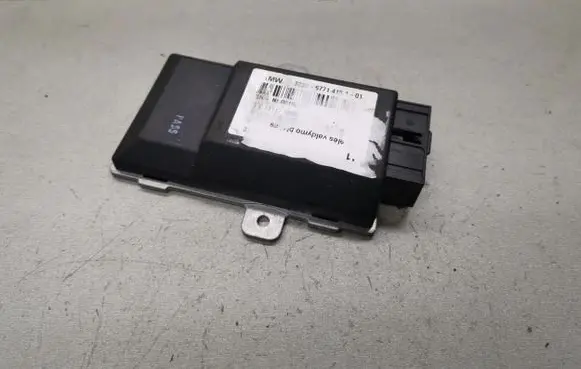 BMW 7 E65 E66 Steering rack control module 32306771415 6771415